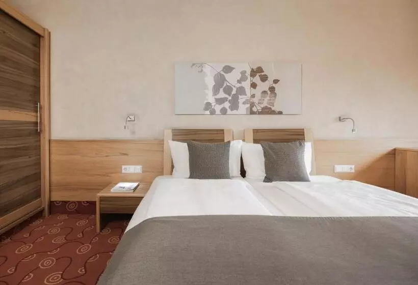 Hotelli Neueröffnung Miaflor Familien  & Aktivresort