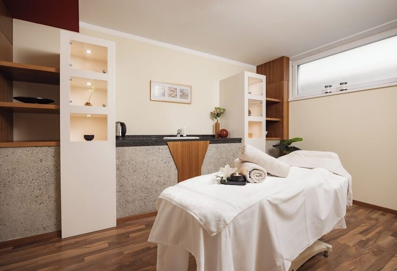 Отель Neueröffnung Miaflor Familien  & Aktivresort