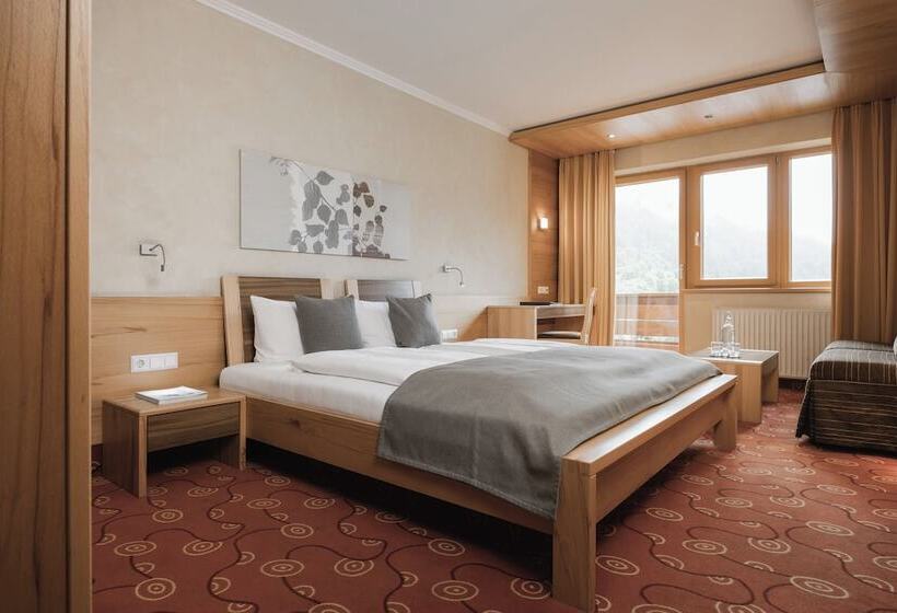 Отель Neueröffnung Miaflor Familien  & Aktivresort