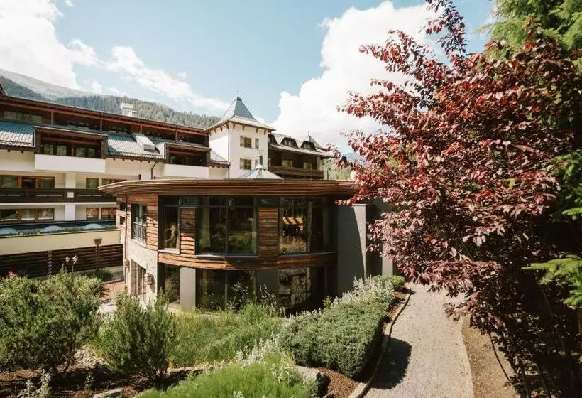 Hotelli Neueröffnung Miaflor Familien  & Aktivresort