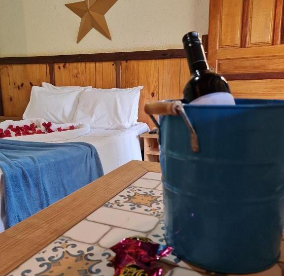 ホテル Pousada Luar