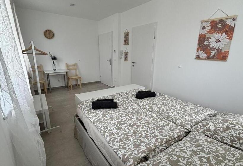 Langenzersdorf Apartment