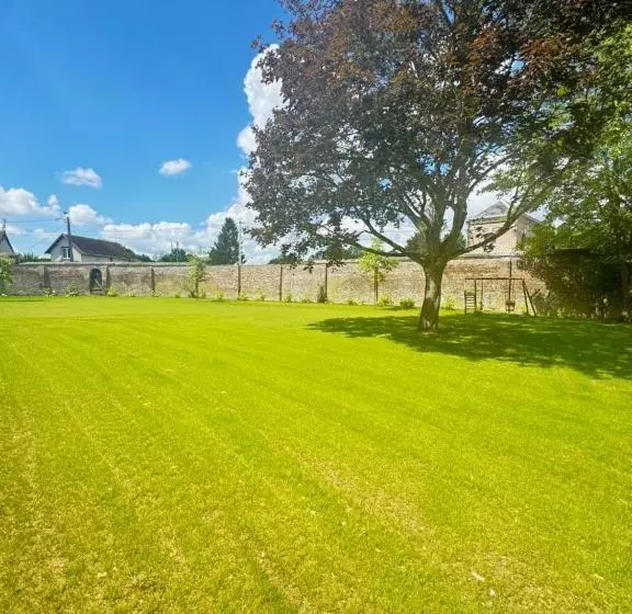 ペンション Aura Castle