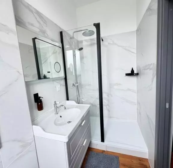 ペンション Aura Castle