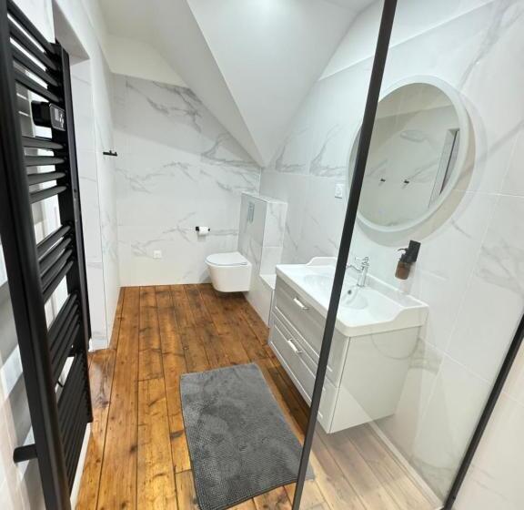 بنسيون Aura Castle