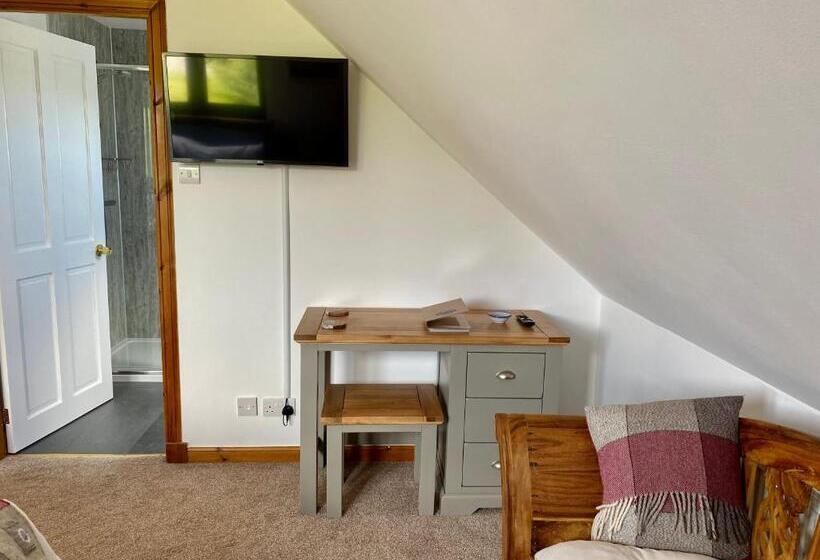 פנסיון Cleadail Guest House