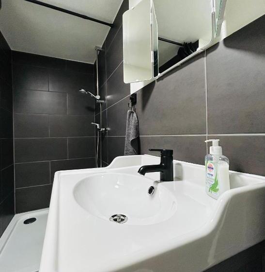 Пансион Doppel Zweibett Zimmer Im Herzen Von Gladenbach