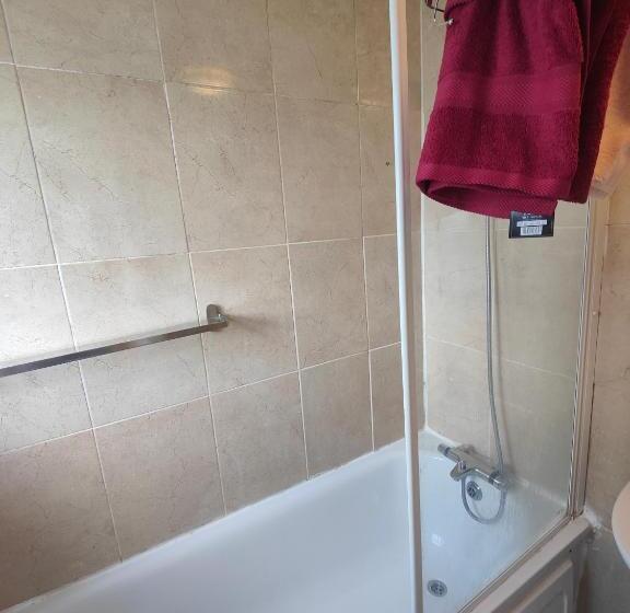 פנסיון Elegant King Bed Get Away