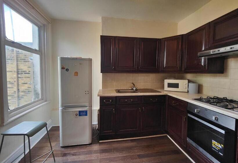 פנסיון Elegant King Bed Get Away