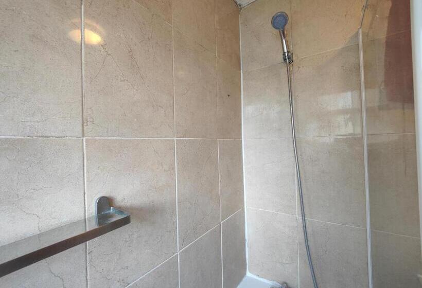 פנסיון Elegant King Bed Get Away