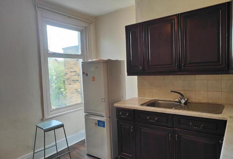 פנסיון Elegant King Bed Get Away