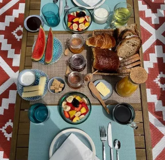 ペンション Hózhó Tempo   Sous Les Pins, Bed & Breakfast écofriendly & Slowlife Avec Sauna