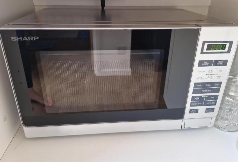 پانسیون Nautical Themed Guest House With Private Patio On The Outskirts Of Lymington