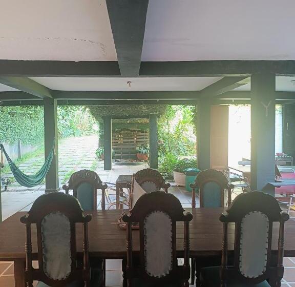 Pension Suíte 3 Enseada Com Garagem