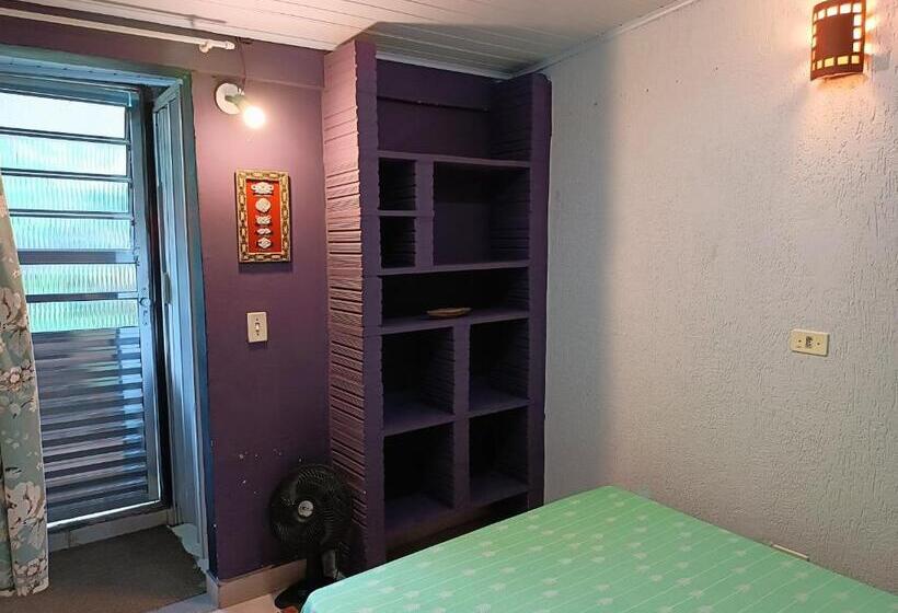 Pension Suíte 3 Enseada Com Garagem