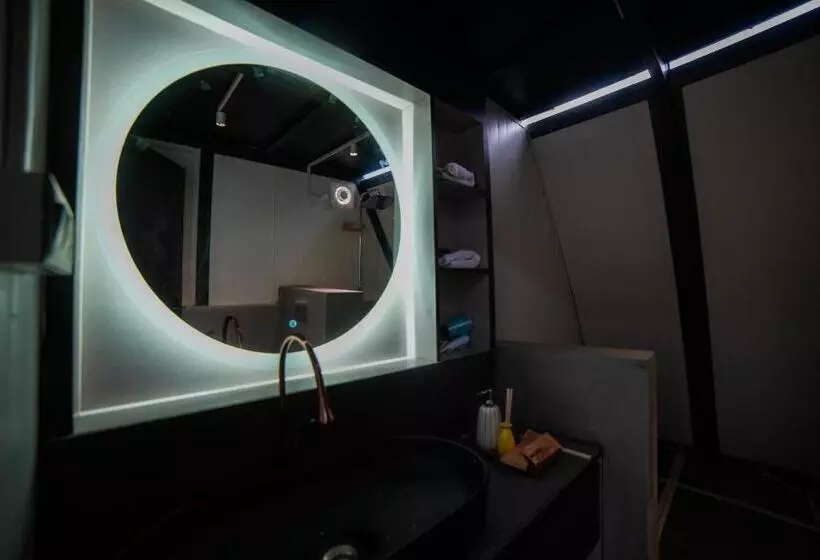 Lomakeskus Aayna Stays