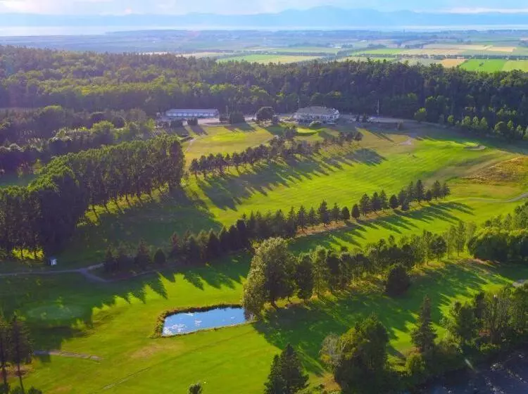 Auberge Comme Au Premier Jour