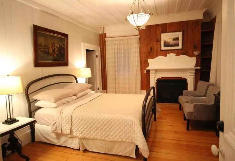 Auberge Comme Au Premier Jour