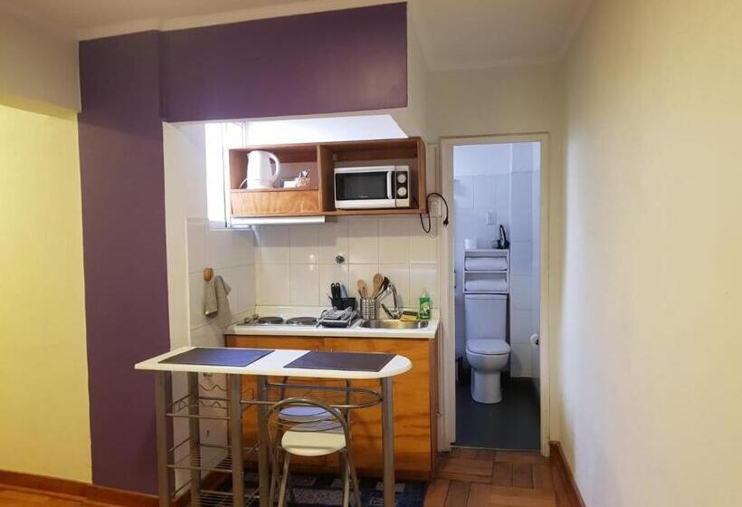 ユースホステル Eldepto Parque Bustamante