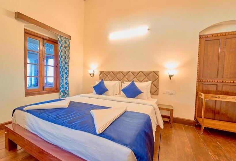 Albergue Vintage Inglenook Premium Ooty Bungalow By Voye Homes