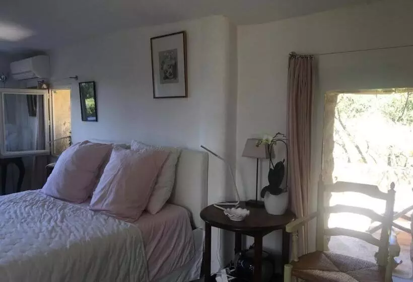 B&b Chambre De Julie Le Jardin