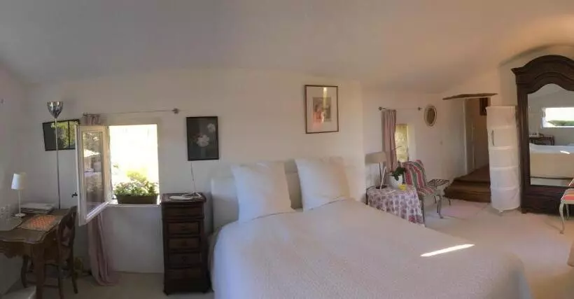 B&b Chambre De Julie Le Jardin