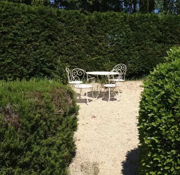 B&b Chambre De Julie Le Jardin