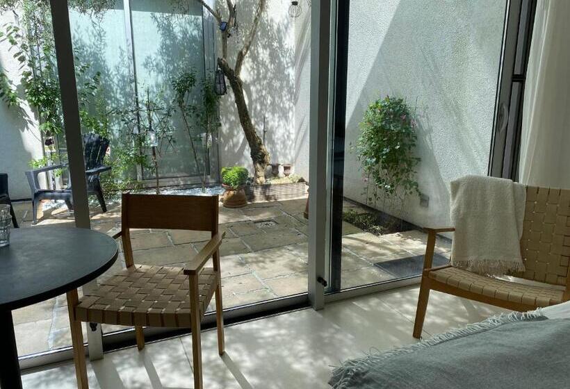 تختخواب و صبحانه Casa Canna