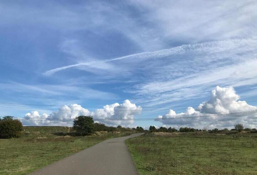 تختخواب و صبحانه Casa Canna