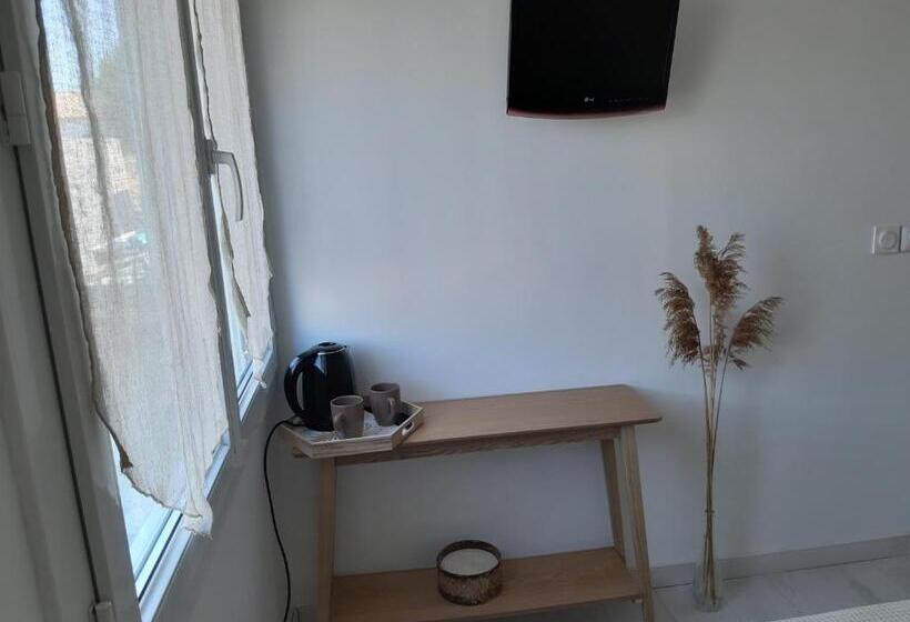 צימר La Casita Sérignanaise