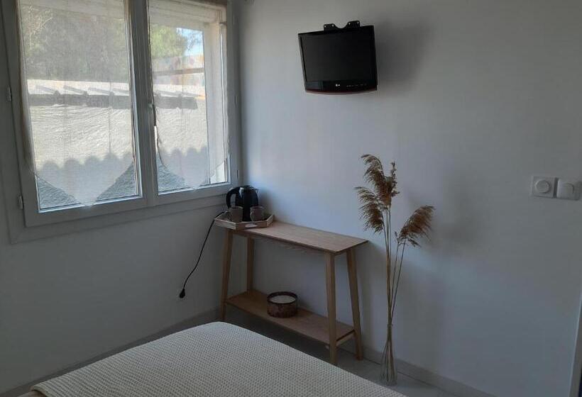 צימר La Casita Sérignanaise