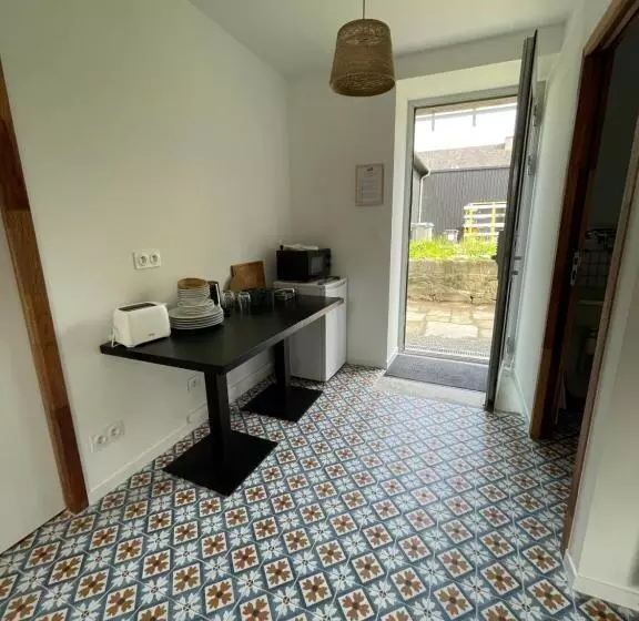 Aamiaismajoitus (B&B) Les Pingouins Du Puits