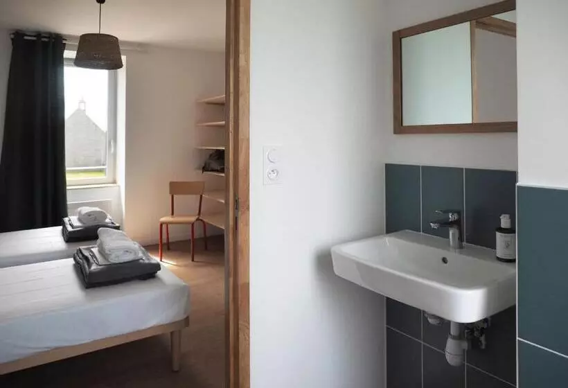 Aamiaismajoitus (B&B) Les Pingouins Du Puits