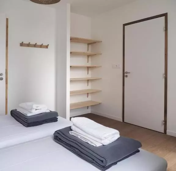 Aamiaismajoitus (B&B) Les Pingouins Du Puits