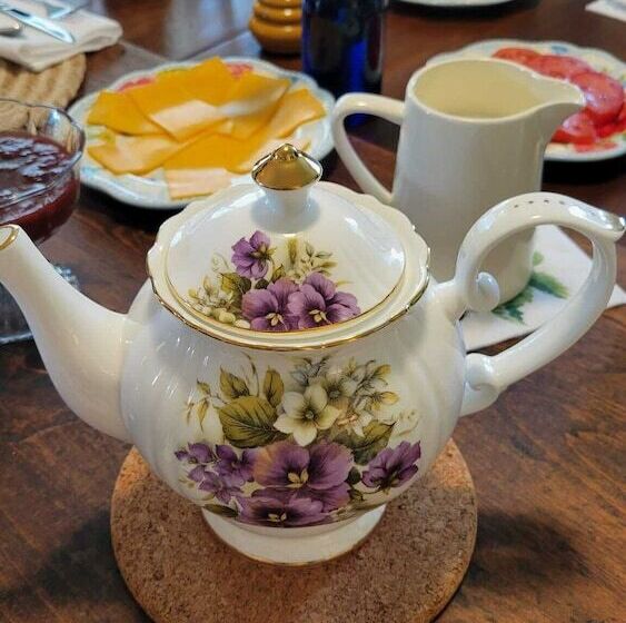 Clinton Pond Bed And Breakfast