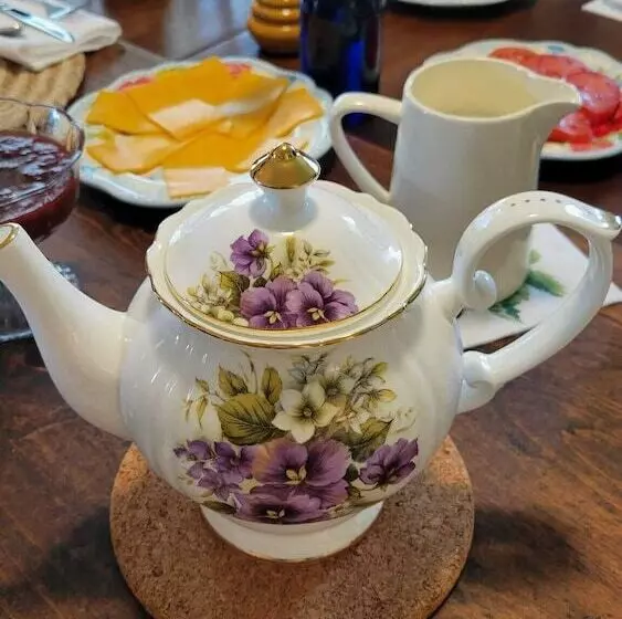 Clinton Pond Bed And Breakfast