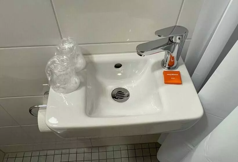 Easyhotel Zürich Main Station