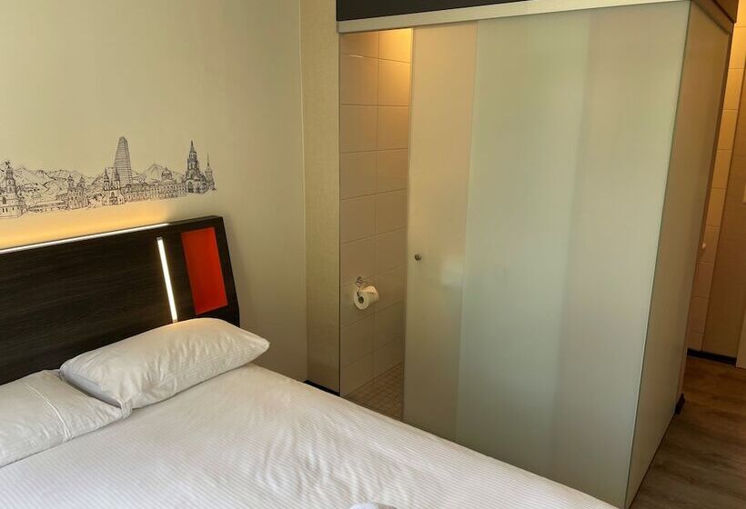 Easyhotel Zürich Main Station