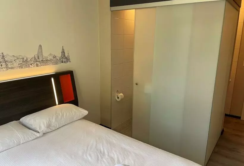 Easyhotel Zürich Main Station