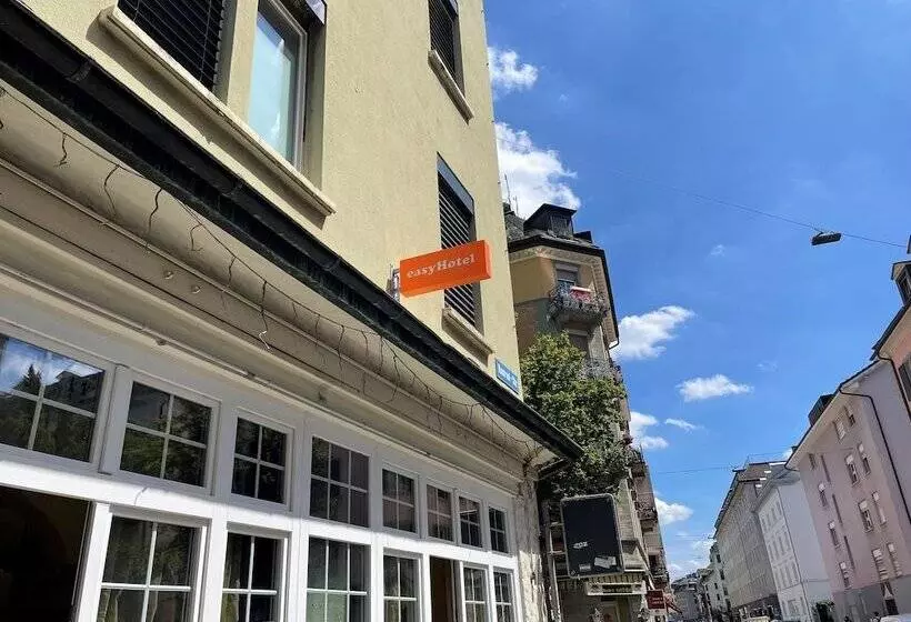 Easyhotel Zürich Main Station