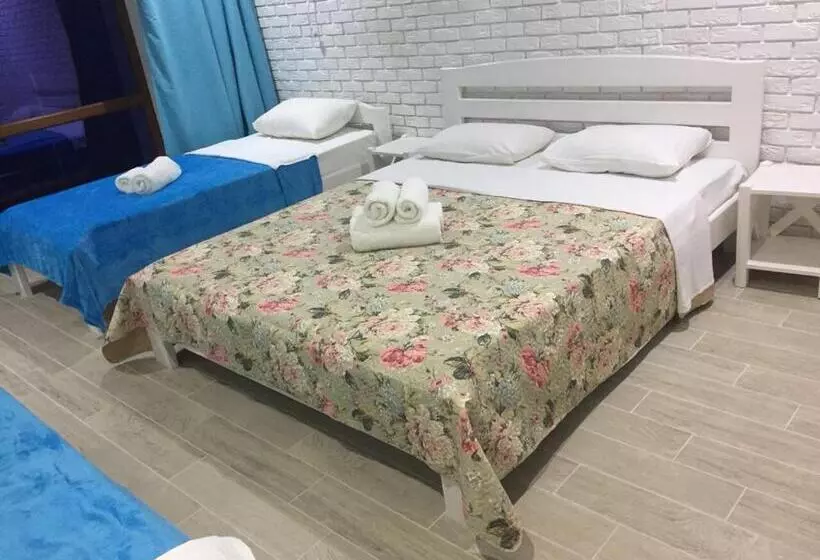 ホテル золотий лев