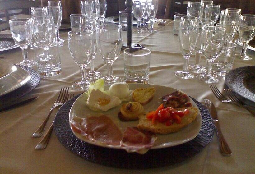 בית מלון כפרי Agriturismo Il Borghetto