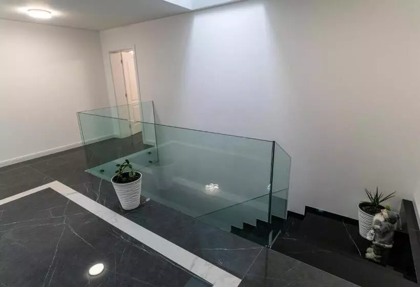ホテル Dar House