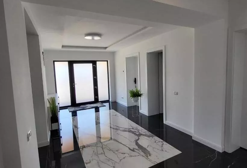 ホテル Dar House
