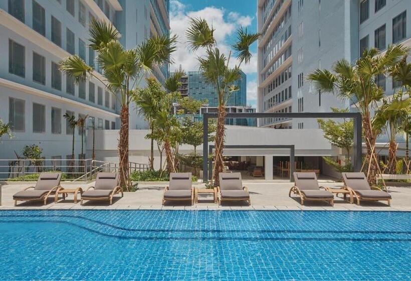 Hotel Grand Westside