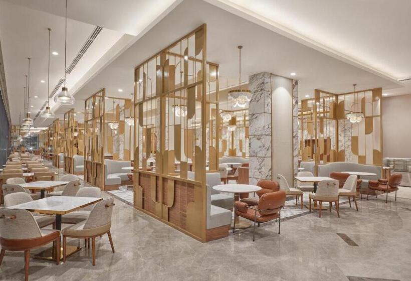 Hotel Grand Westside