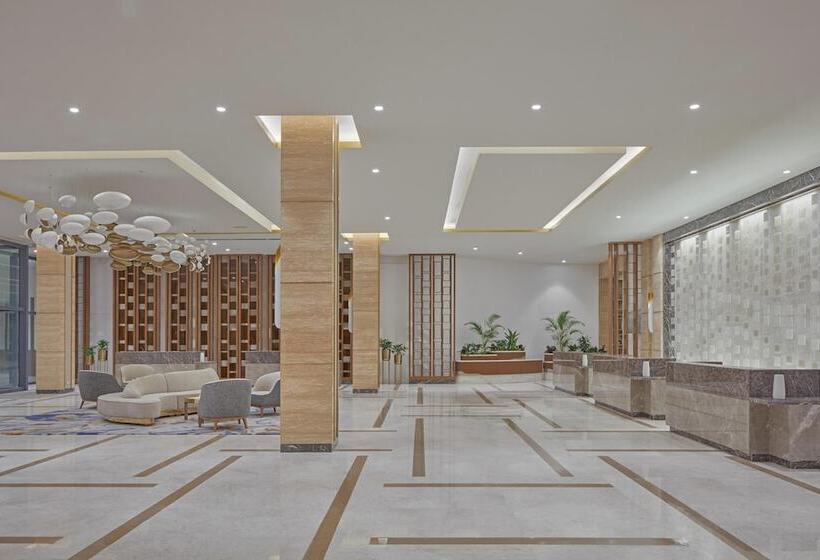 Hotel Grand Westside