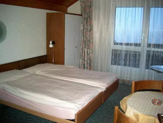 Hotelli Restaurant Cristal