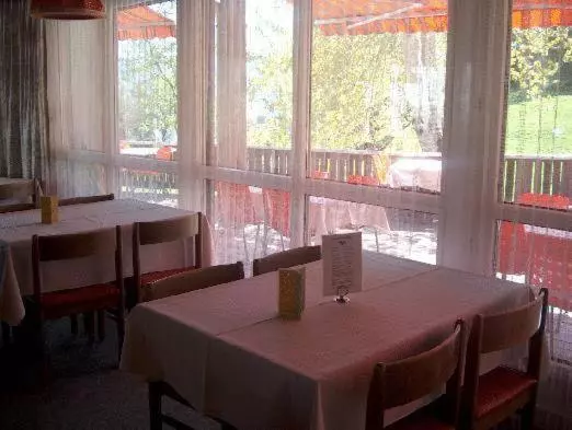 Hotelli Restaurant Cristal