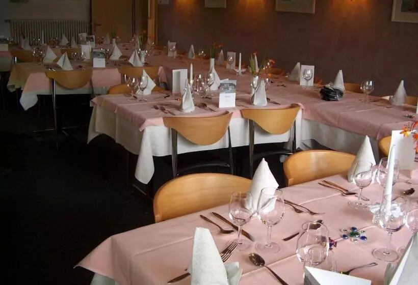 Hotelli Restaurant Cristal